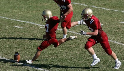 爱游戏服务-上海绿地申花将面对北京国安，胜利在望还是难以为继？，上海绿地申花球员名单介绍