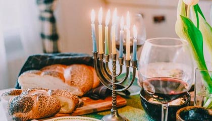 爱游戏品牌互动-TL战队新教练团队到位，t1战队新教练