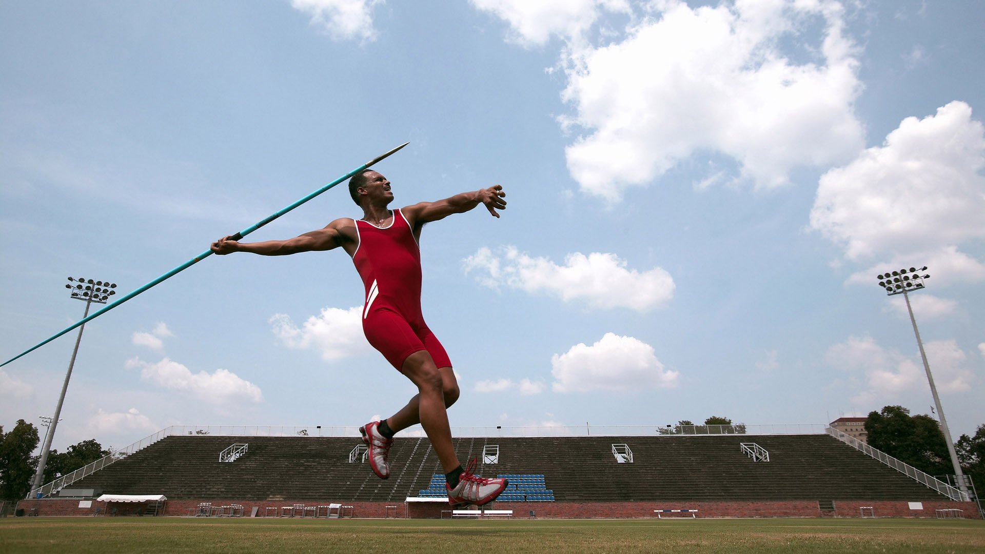 爱游戏APP-德甲青训项目中引入视觉注意力训练提升空间感知能力